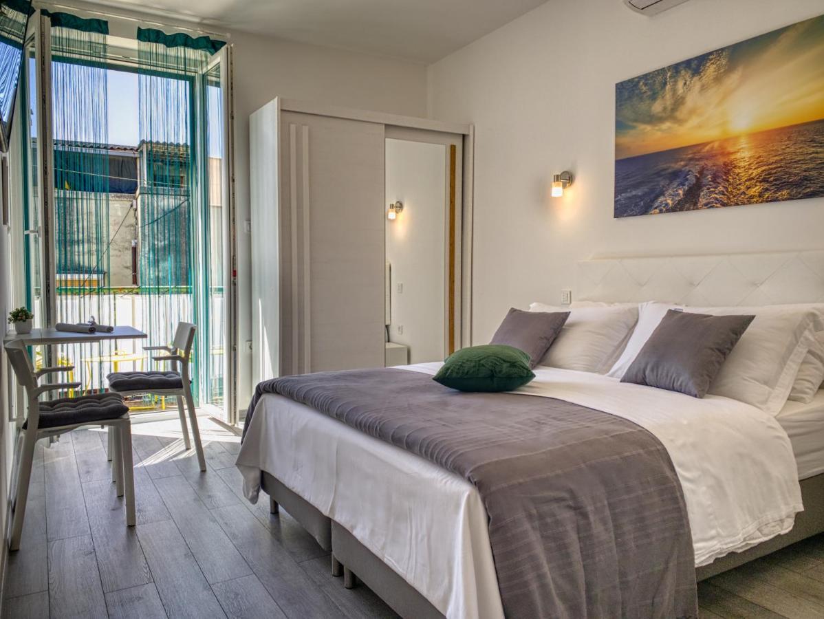 Smartmini Apartments Спліт Екстер'єр фото